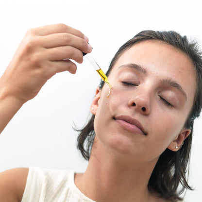 Meow Meow Tweet Juniper Carrot Seed Face Oil