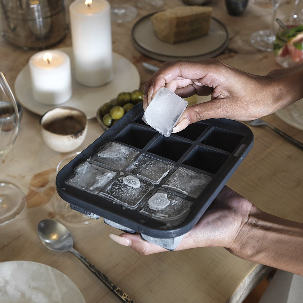 W&P Peak Ice Tray - Thumbnail 4